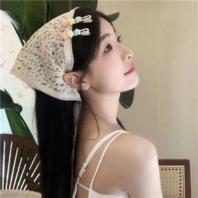 村主任和他的女友