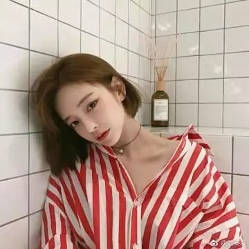 笼里的女人